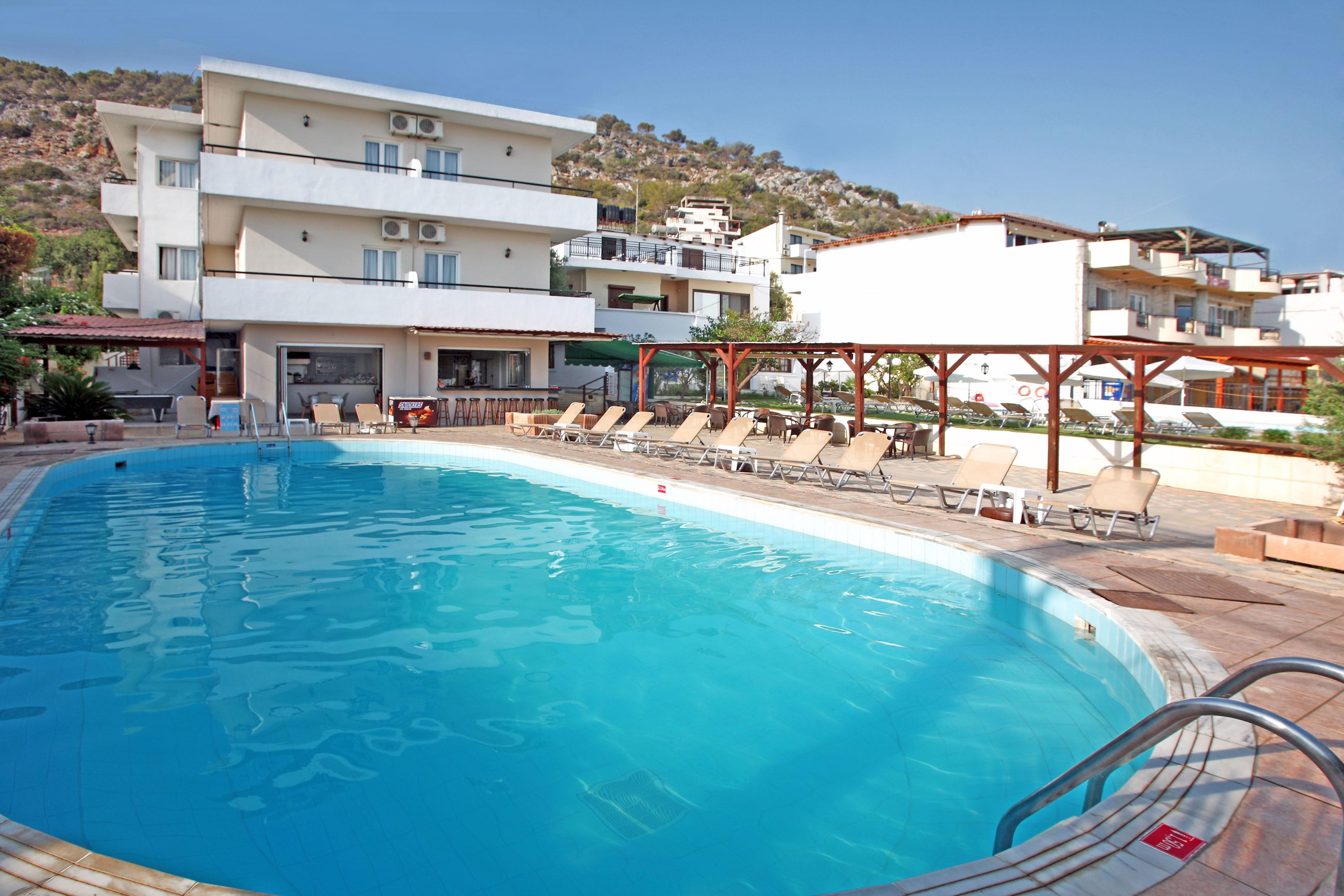 Iraklis Apartments Stalida Esterno foto