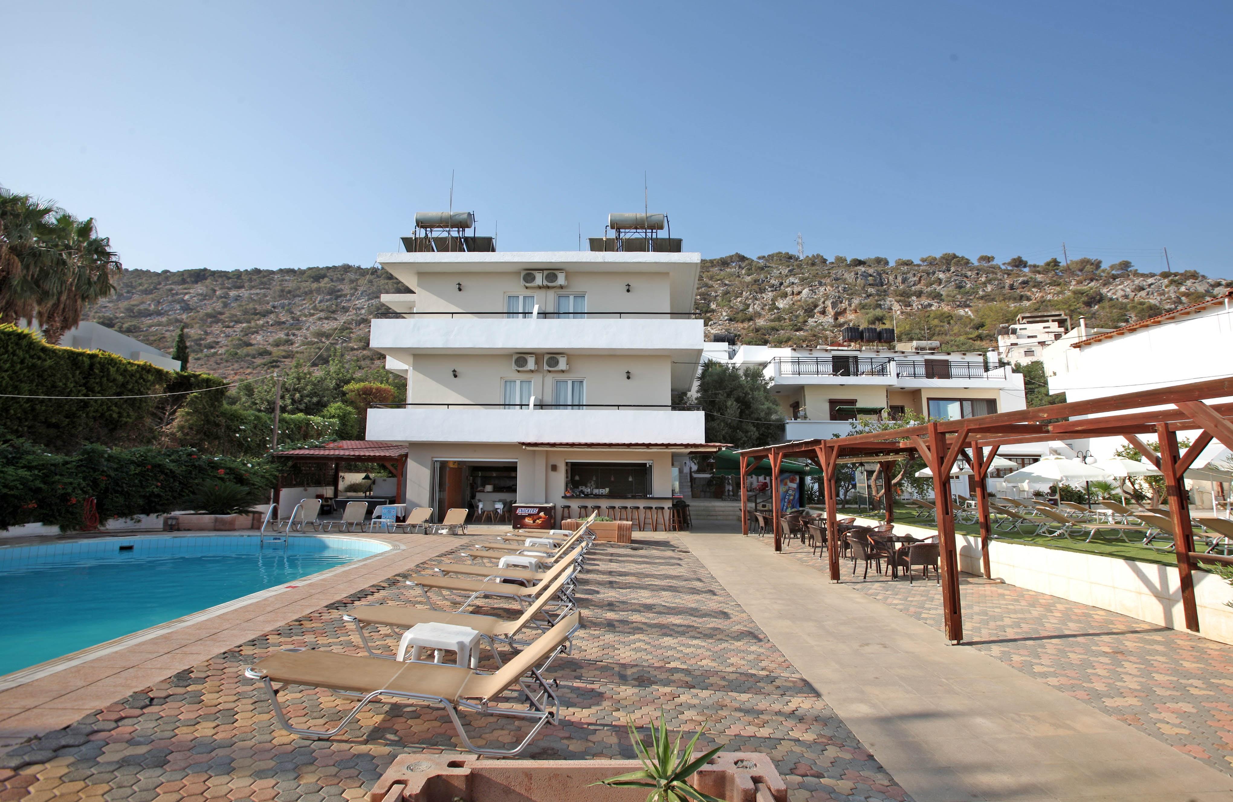 Iraklis Apartments Stalida Esterno foto
