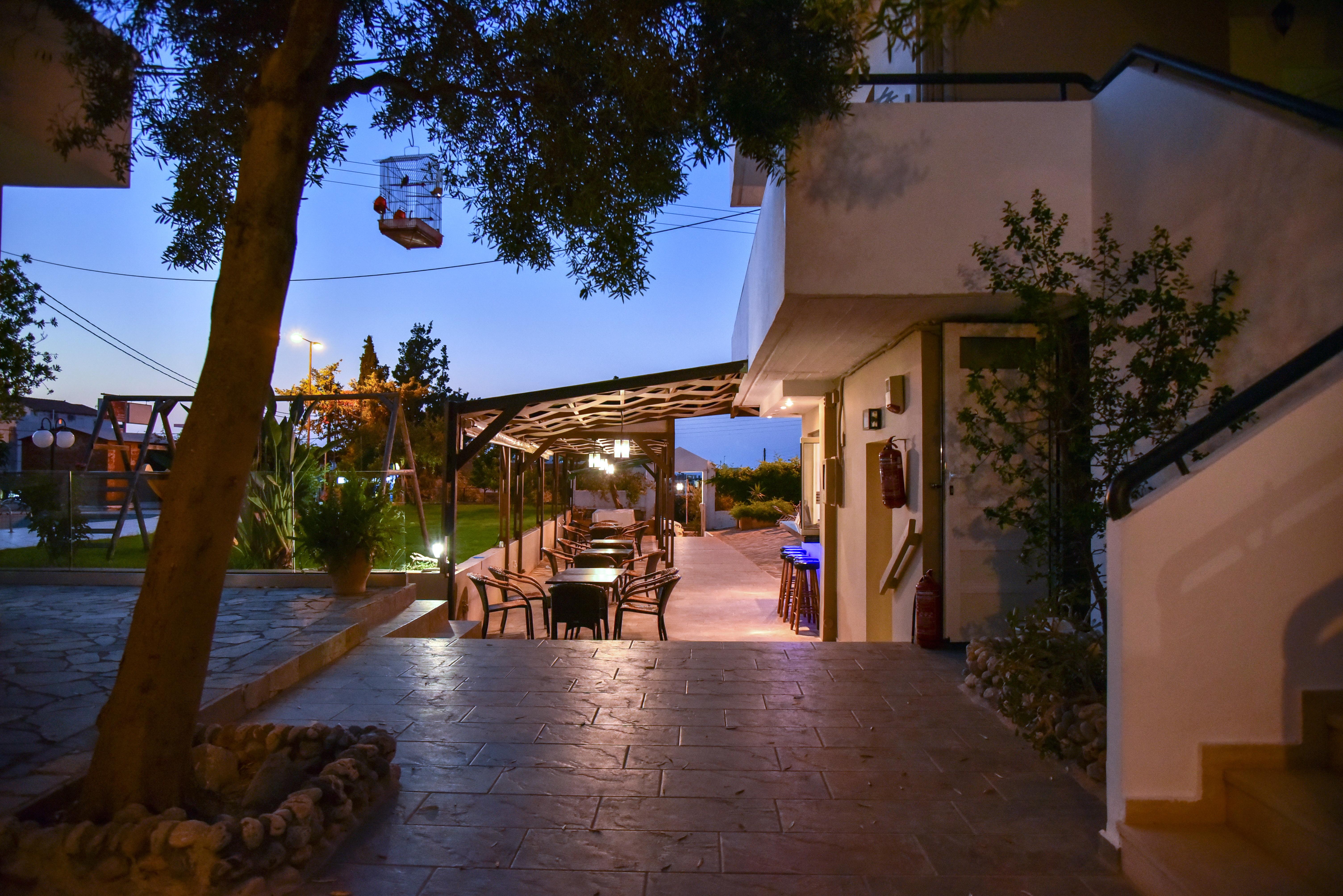 Iraklis Apartments Stalida Esterno foto
