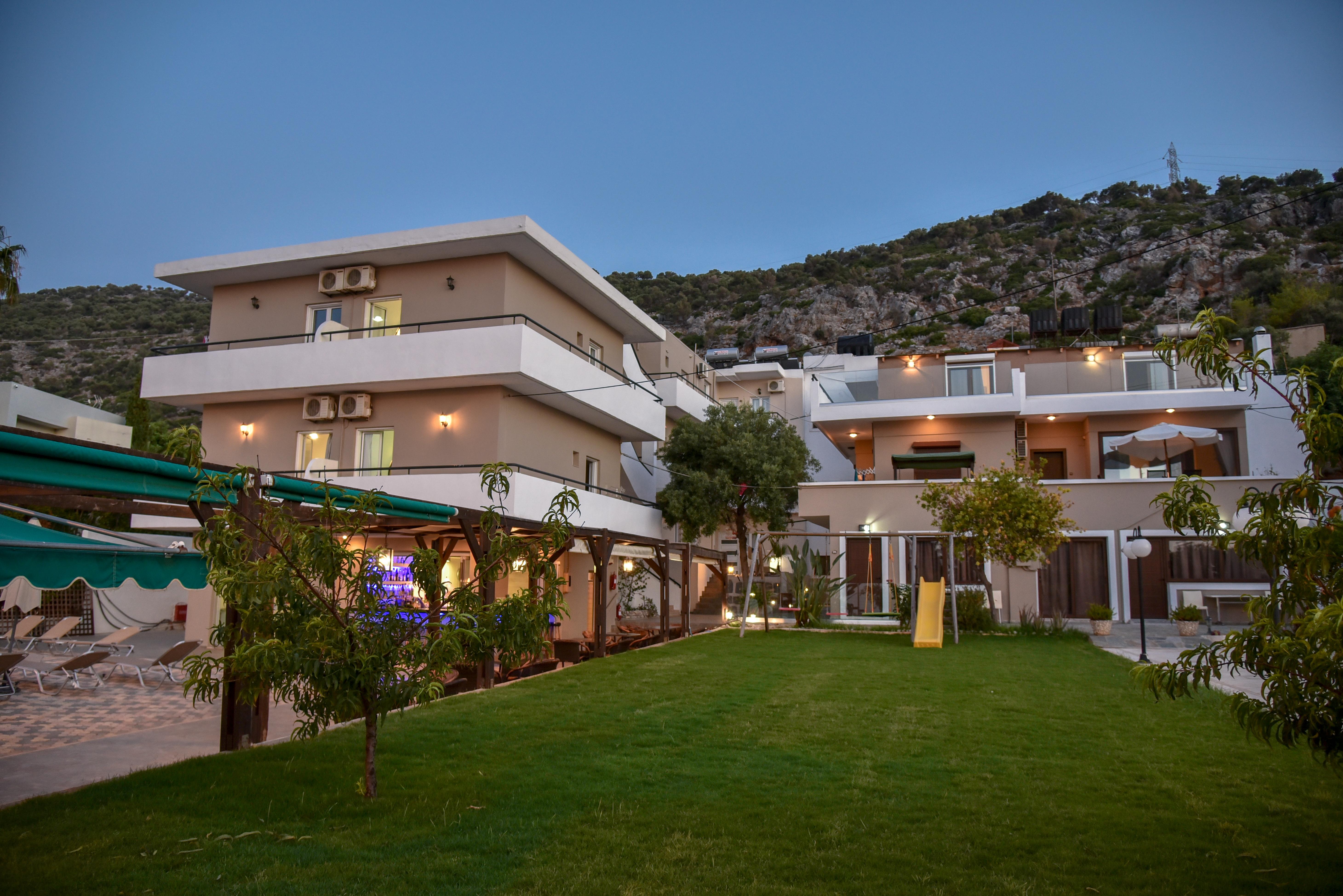 Iraklis Apartments Stalida Esterno foto