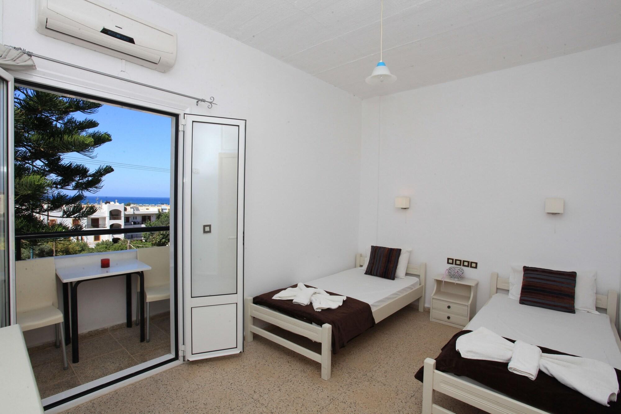 Iraklis Apartments Stalida Esterno foto