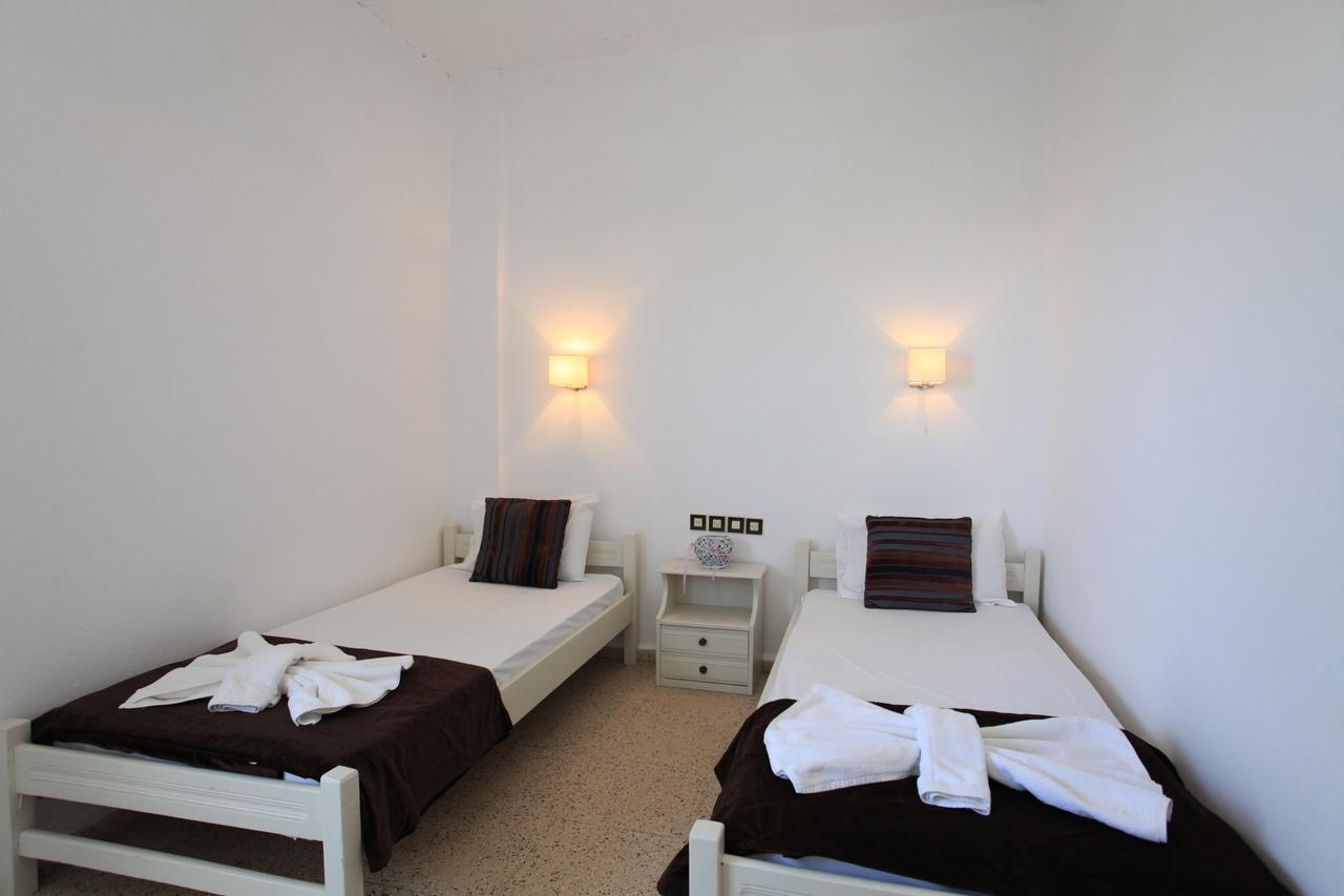 Iraklis Apartments Stalida Esterno foto