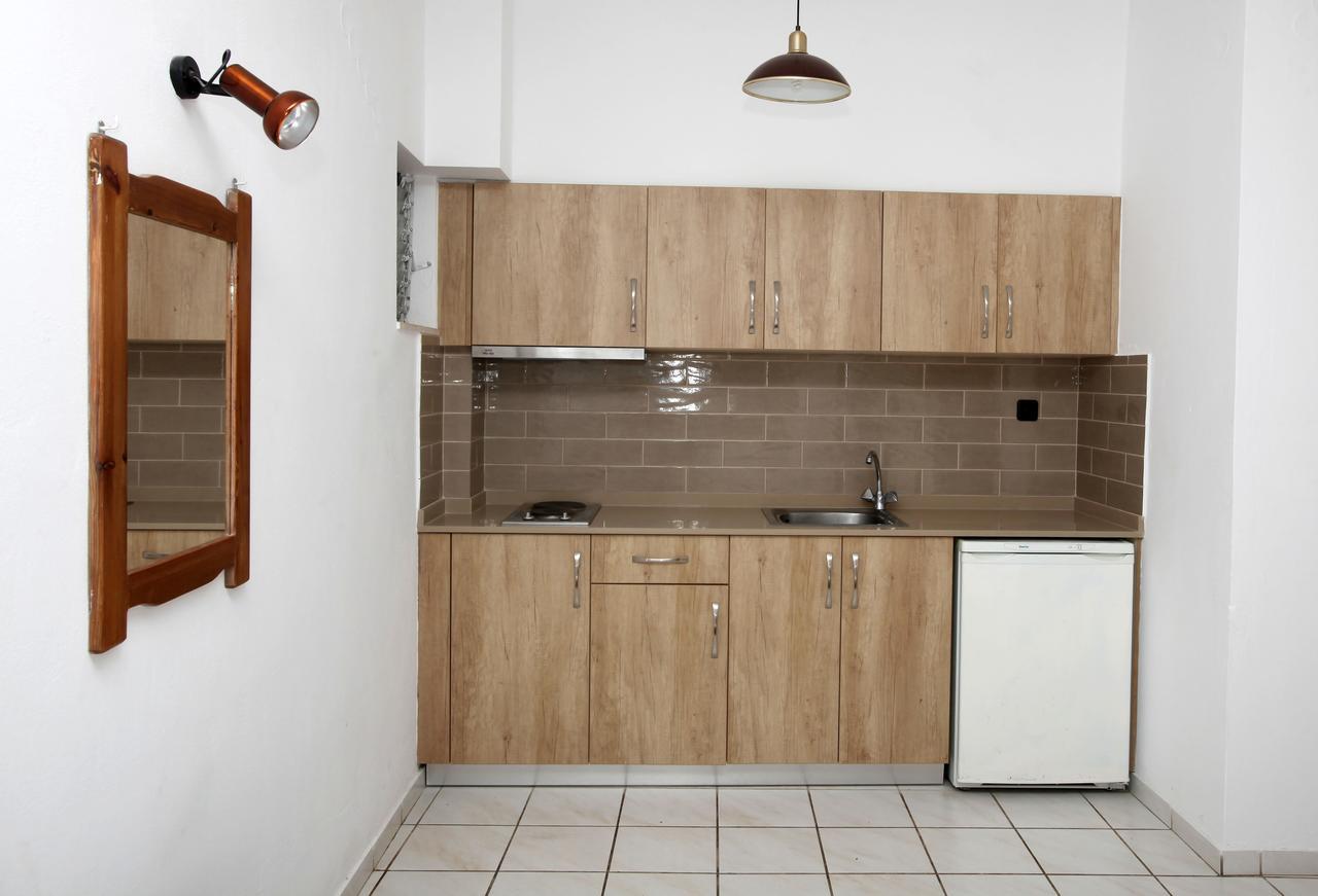 Iraklis Apartments Stalida Esterno foto